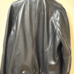 【新品未使用品】 【CNPLOPANSS] 本革 メンズジャケット　黒色  無地の画像