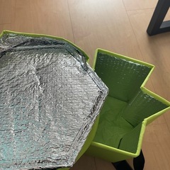 保冷ボックス座れる蛍光グリーン 六角形クーラーバッグの画像