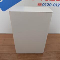 ニトリ　重ねられるスリム蓋付きルーター収納ケース
