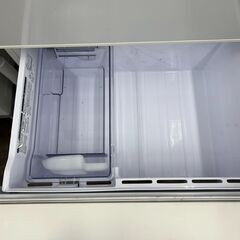 【広島石内店】ジモティー割！！ｱｸｱ/3ﾄﾞｱ冷蔵庫/2016/クリ-ニング済み/HG-6712の画像