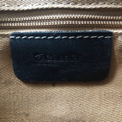 M 【中古品】GLEOLE グレオール ショルダーバッグ 本革 スリングバッグ メンズ メッセンジャーバッグ レザー 斜め掛けバッグの画像