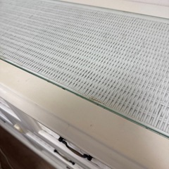 木製白キャビネットの画像