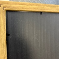 木枠の鏡の画像