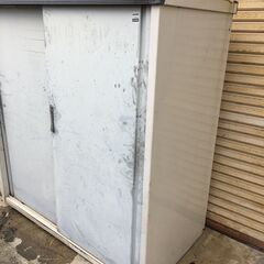 タクボ物置　TAKUBO　151×79㎝　高さ159㎝　鍵なし　現状品の画像