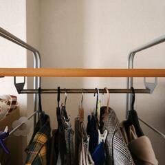 洋服掛けラックの画像