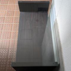 ワンコイン!　いい感じのガラステーブルの画像