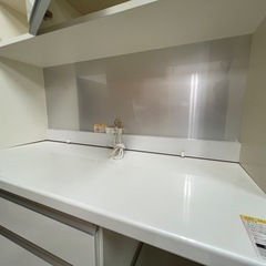 【あこがれのキッチンボード】パモウナ大型食器棚の画像
