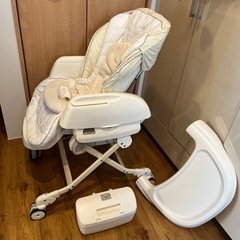 コンビ電動ハイローチェア　フェアレットAUTO SWINGの画像