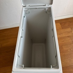 無印良品仕分けゴミ箱の画像