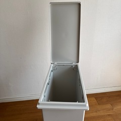 無印良品仕分けゴミ箱の画像