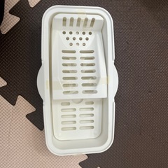 お値下げしました！未使用品・電子レンジ用哺乳瓶消毒器の画像