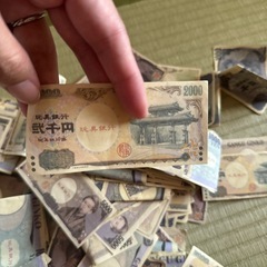 おもちゃのお金の画像