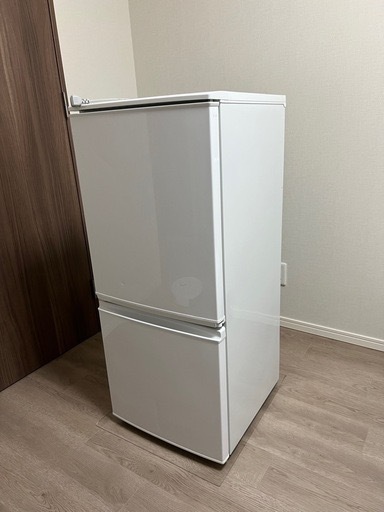 シャープ 137L 2ドア冷蔵庫（ホワイト系）SHARP SJ-D14A-W