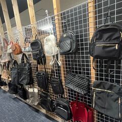 【バッグ】引き取り限定　転売OK　倒産品　まとめ売り　ネット商材　アマゾン引き上げ商品　メルカリ　副業 の画像