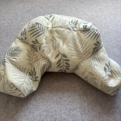 ニトリ　クッションの画像