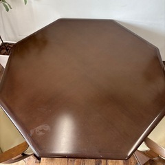 大特価‼️FUJI FURNITURE 八角形 ダイニングテーブル チェア2脚付きの画像