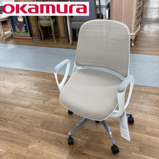 ジモティー限定価格！S186 ⭐ OAKAMURA オカムラ 2020年製 オフィスチェア ルーチェ 肘付き 綺麗