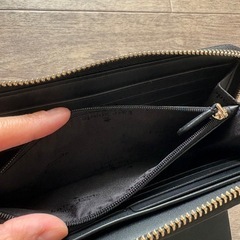 ケイトスペード長財布の画像