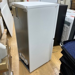SHARP シャープ ノンフロン冷凍冷蔵庫 SJ-D15K-W 定格内容積152L 2ドア ホワイト 冷蔵庫 のご紹介です！の画像