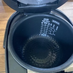 炊飯器の画像