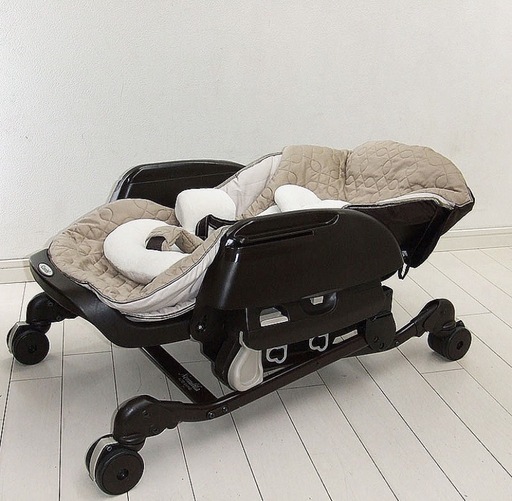 0か月~ ベビー・キッズ ネムリラ オートスウィング 電動ハイローチェア