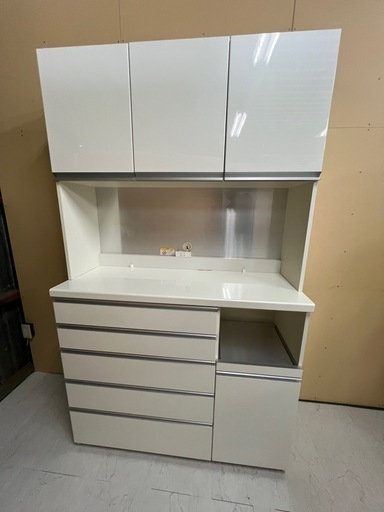 ジャングルジャングル滋賀草津店】ジモティ来店特価!! 食器棚 ニトリ