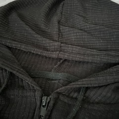 美品薄手パーカーの画像