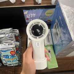 【首掛け扇風機　他手持ち扇風機など】引き取り限定　転売OK　倒産品　まとめ売り　ネット商材　アマゾン引き上げ商品　メルカリ　副業 の画像
