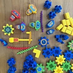 ロボット　知育玩具　発想力　想像力　育てる　おもちゃ　子供　幼児の画像