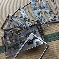 どれでも前後セット300円！
【ナンバープレート枠前後】