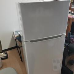 冷蔵庫、電子レンジ、炊飯器の画像