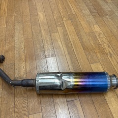 ビームス　マフラーの画像