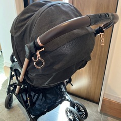 combi ベビーカーの画像