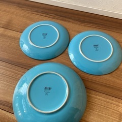 IKEAお皿3枚　スプーンセットの画像