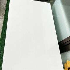 アンティーク風 カフェテーブルの画像