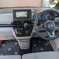 車検付　令和5年式　NISSAN　ROOXの画像
