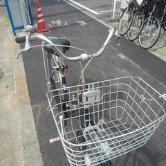中古自転車３６６７　２７インチ　ギヤなし　LEDオートライト　キッキーと音がならない後輪ローラーブレーキ
錆びにくい部品：ハンドル・リム・ドロヨケ・前かご
の画像
