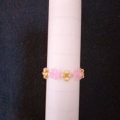 ハンドメイド　ビーズ指輪　ピンクの画像