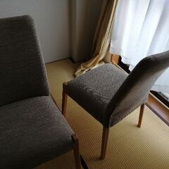 ニトリ　ダイニングテーブル、椅子４脚セット　（条件変更）の画像