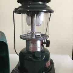 コールマンガソリンランタン　288A ツーマントル　キャンプ　ケース付き　の画像