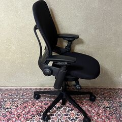 steelcase_leap_v2の画像
