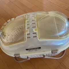 ペットキャリーの画像