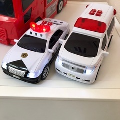 男の子玩具　乗り物セットの画像