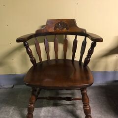 木製チェアの画像