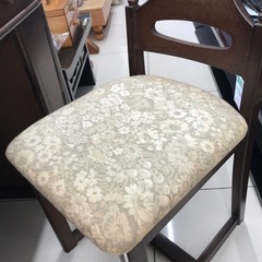 アンティークドレッサー（家具のイイノ）の画像