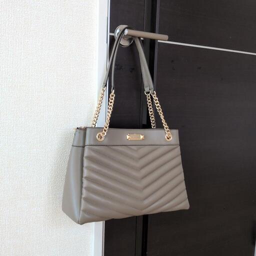 即決の方割引！マイケル・コースのバッグ