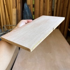 ラワン　合板　厚さ12mm 33cm×15cm 60枚　工作　DIYの画像