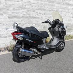Fタイヤ中古バリ山に交換できます キムコ グランドディンク125 実働 リアタイヤ新品の画像