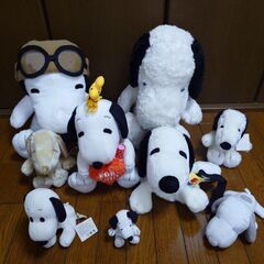 スヌーピーのぬいぐるみの画像