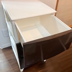 収納ボックスの画像